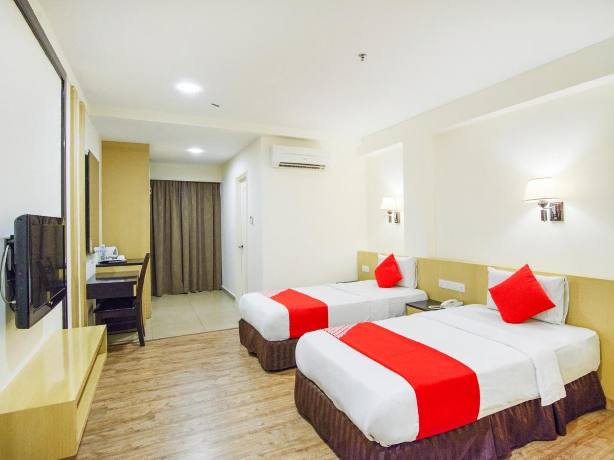 Oyo 371 Grand Eastern Hotel Kota Kinabalu Exterior photo