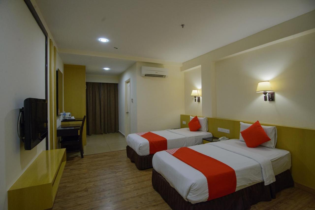 Oyo 371 Grand Eastern Hotel Kota Kinabalu Exterior photo