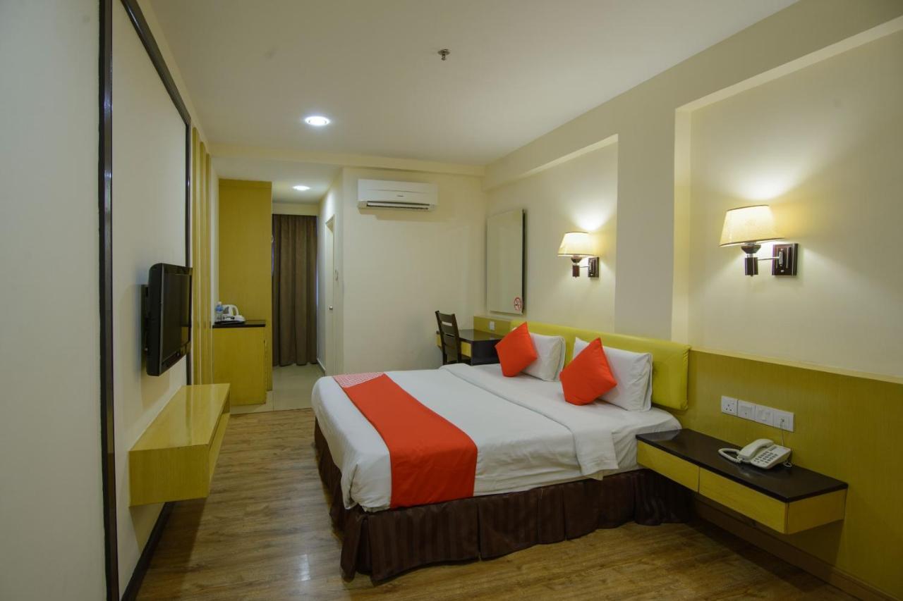 Oyo 371 Grand Eastern Hotel Kota Kinabalu Exterior photo